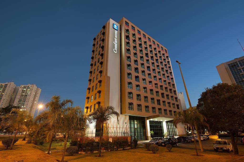 Comfort Hotel Taguatinga Buitenkant foto